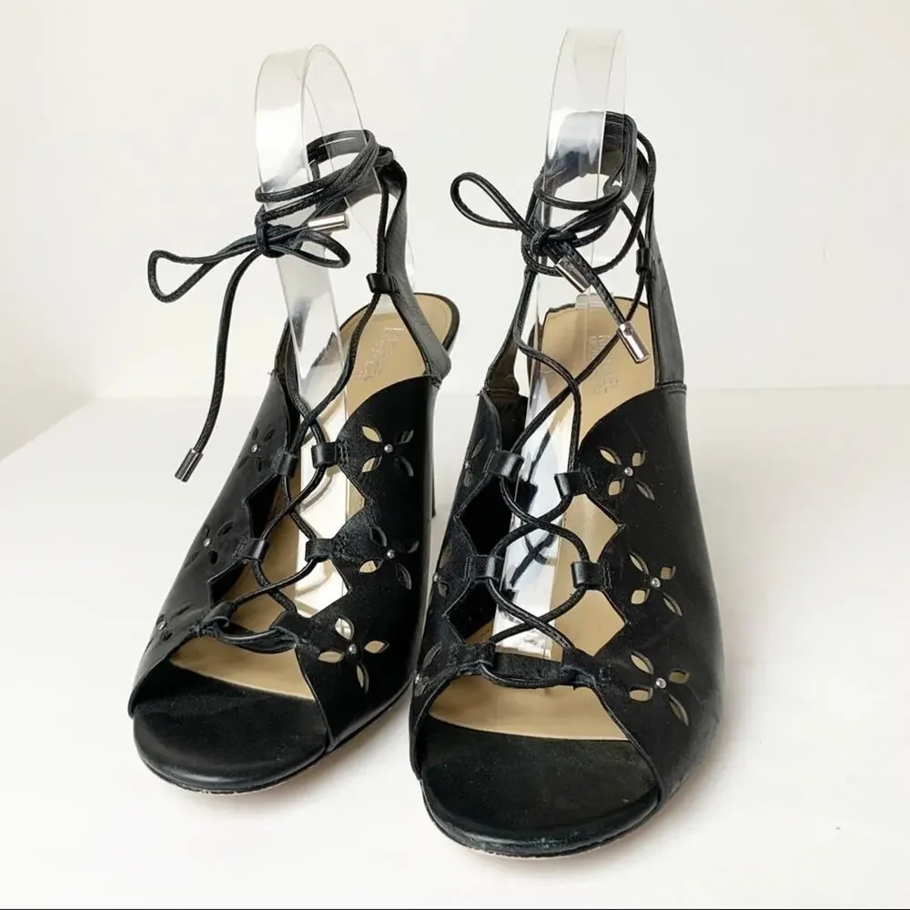 Michael Kors Tie Up Heels SZ 8.5